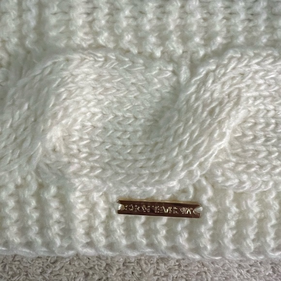 Michael Kors- fleece lined ear warmers - Picture 2 of 4